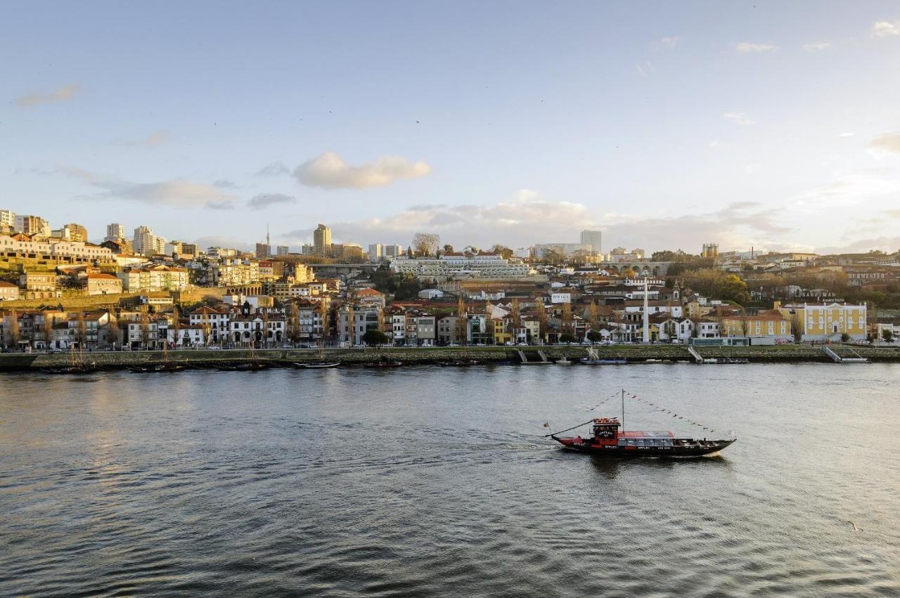 Youropo - Ribeira Porto Exterior foto